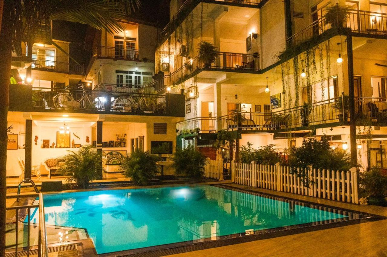 Kandy Riverside Villa ภายนอก รูปภาพ